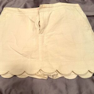 Lilly Pulitzer Scalloped Edge Short